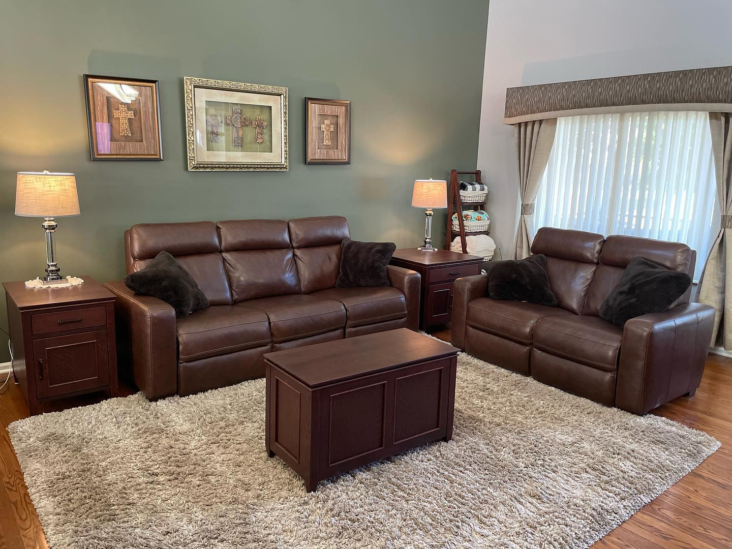 Custom woodworking piece by TKH Woodworking